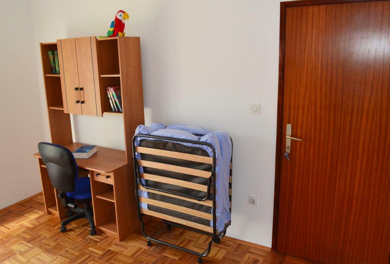 Apartman Rosa Pirovac Esterno foto