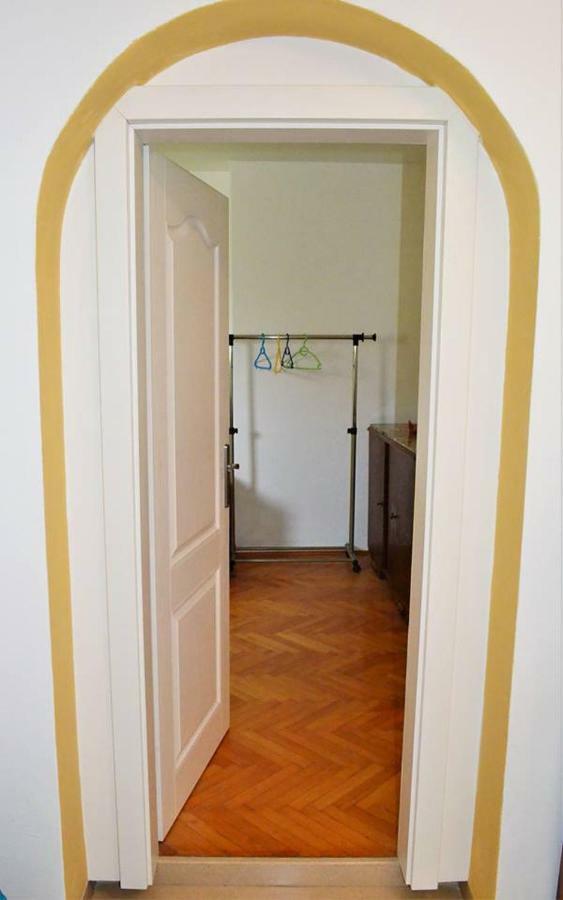 Apartman Rosa Pirovac Esterno foto